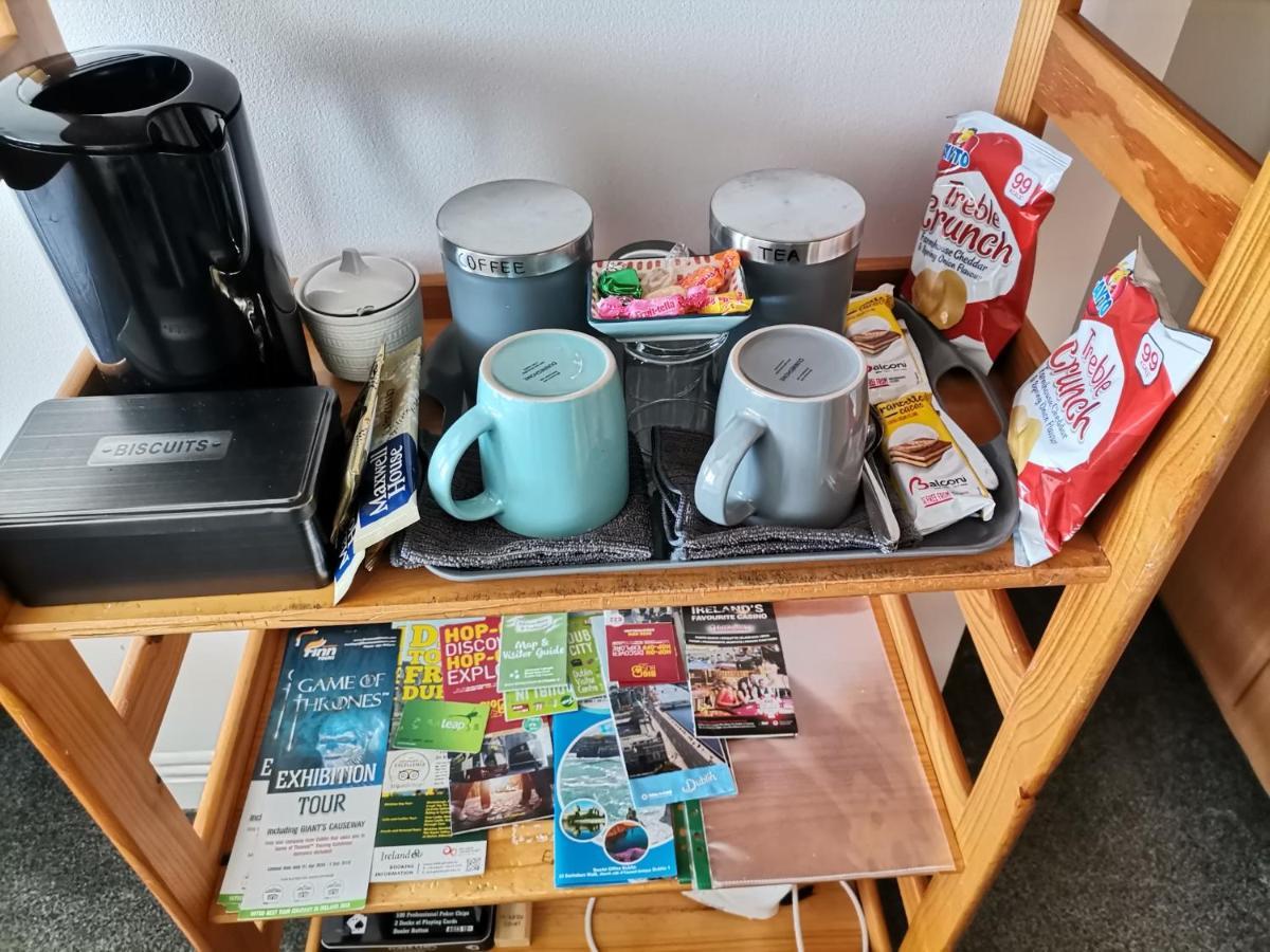 Bright And Cozy Room With Double Bed, Private Bathroom Not Ensuite, Breakfast To Go Dublín Exterior foto